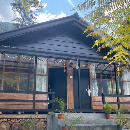 Tongdenlee Homestay Mangan Exterior photo